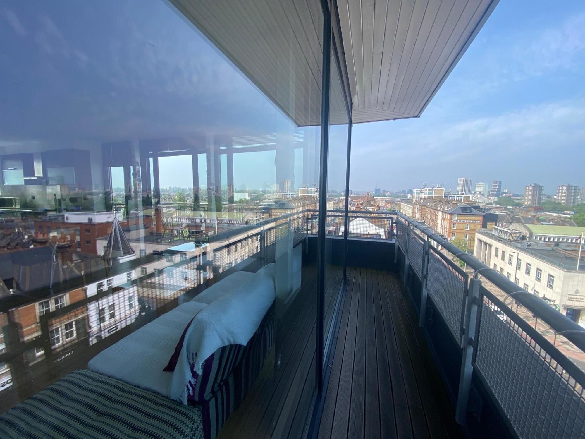 Апартаменты Penthouse In Battersea Amazing Views Of Лондон Экстерьер фото